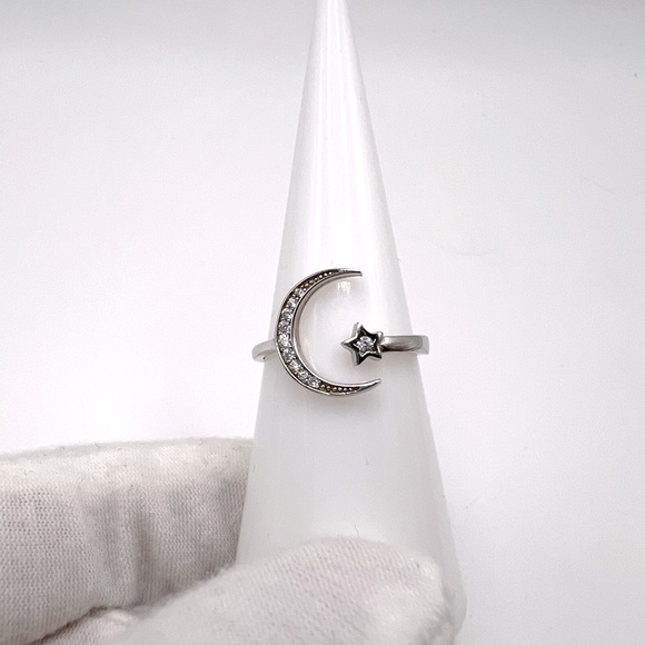 Jewelry - Sterling Silver CZ Ring - Moon and Star